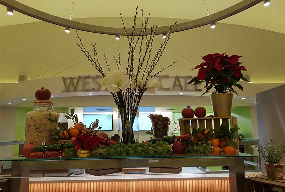 Christmas table decoration in Wesley's Cafe